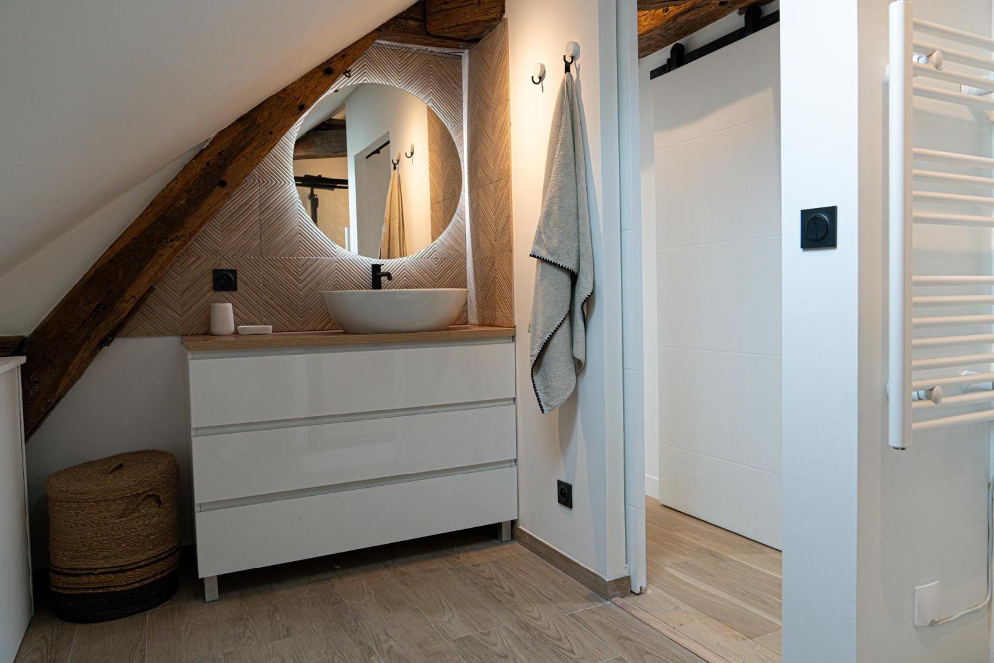 Velvet - Best Keys - Maison Duplex Elegante - Plein Centre Ville - Deco Minimaliste & Cosy - Literie Haut De Gamme - 2 Chambres Separees - Lit Queen Size & 1 Canape Convertible - Smart Tv - Wifi Fibre - Check-In Autonome Sens Esterno foto