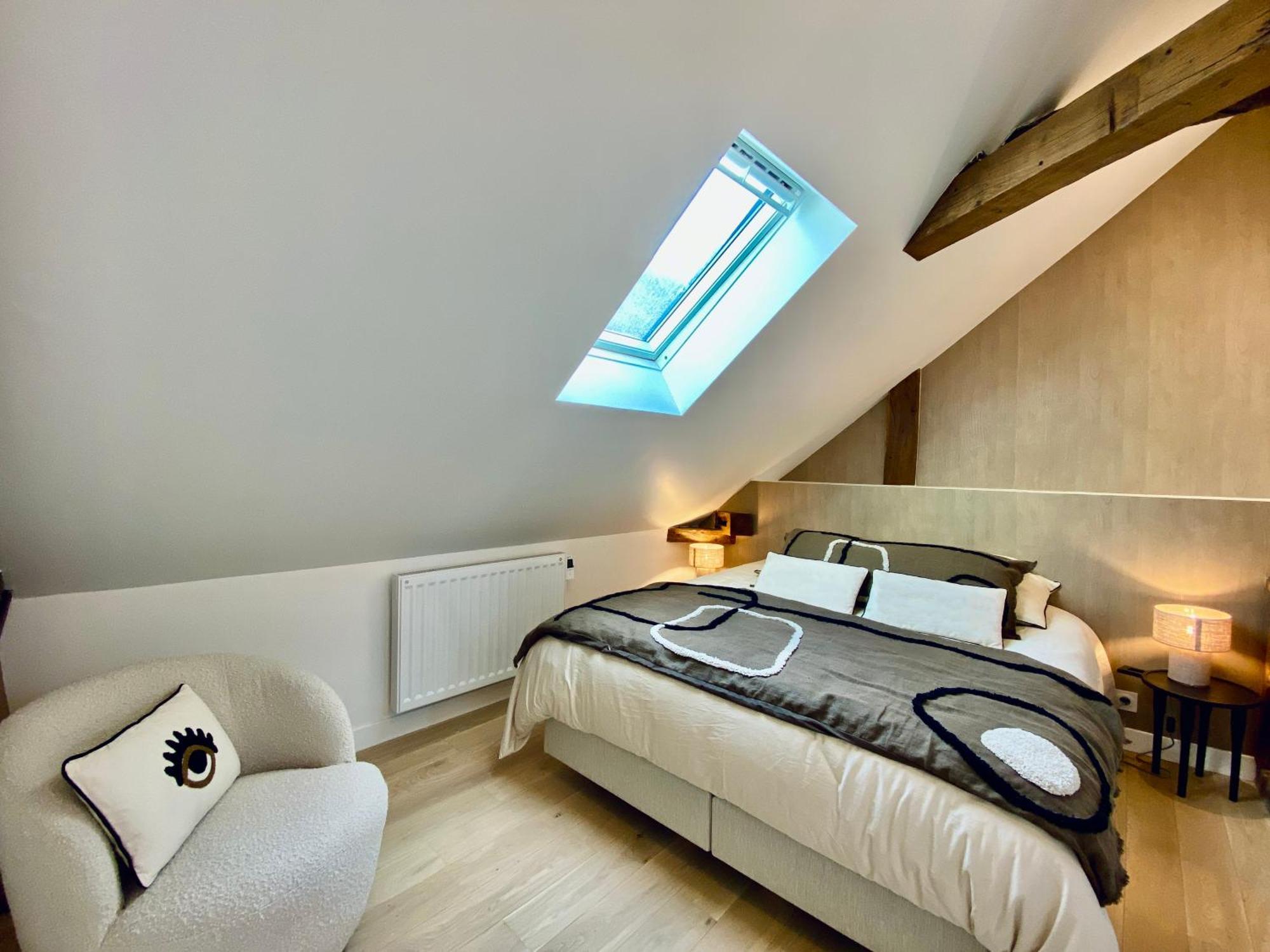 Velvet - Best Keys - Maison Duplex Elegante - Plein Centre Ville - Deco Minimaliste & Cosy - Literie Haut De Gamme - 2 Chambres Separees - Lit Queen Size & 1 Canape Convertible - Smart Tv - Wifi Fibre - Check-In Autonome Sens Esterno foto